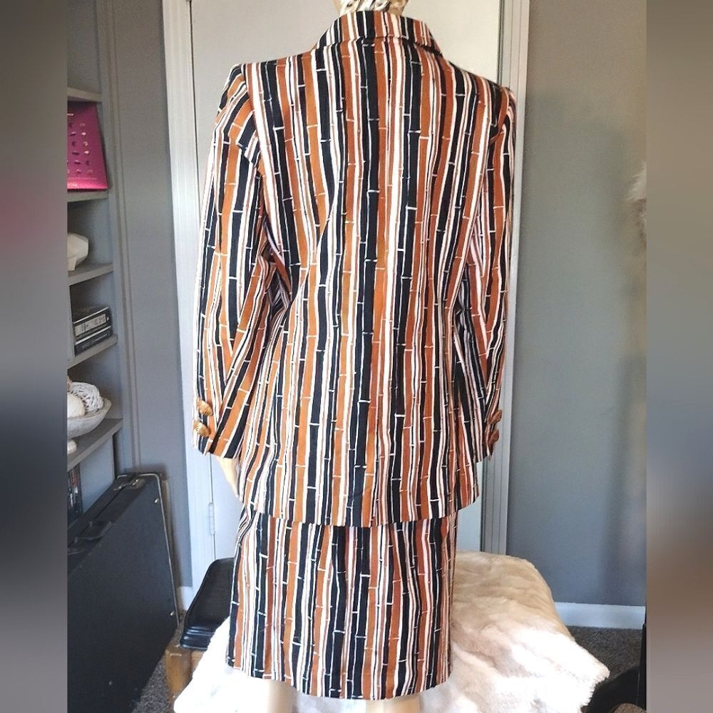 Vintage YSL Yves Saint Laurent Rive Gauche Striped Skirt and Blazer Suit Size 10 - Picture 2 of 16